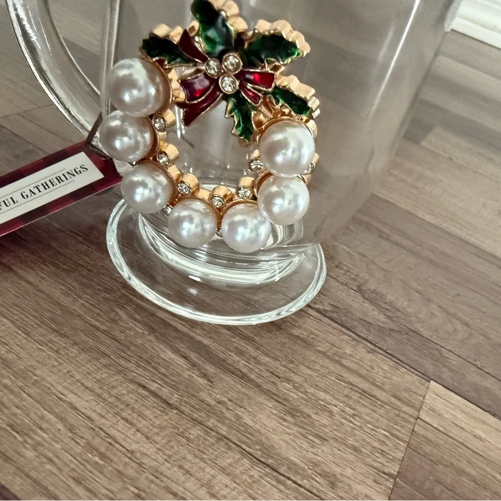Holiday Wreath Glass Mug